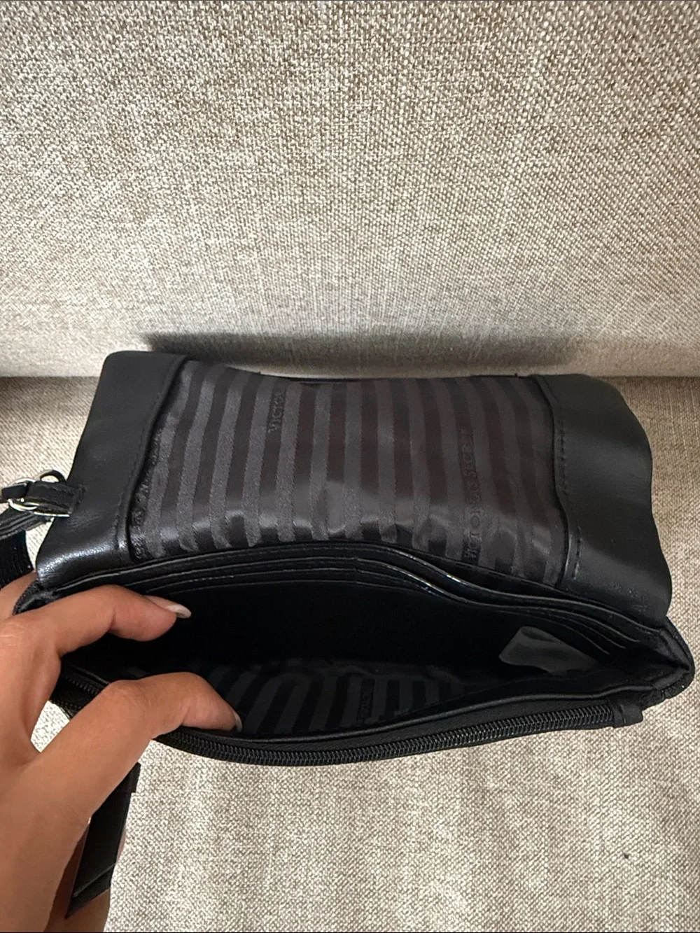 Victoria Secret Black Glitter Bow Wristlet Clutch - New no tags